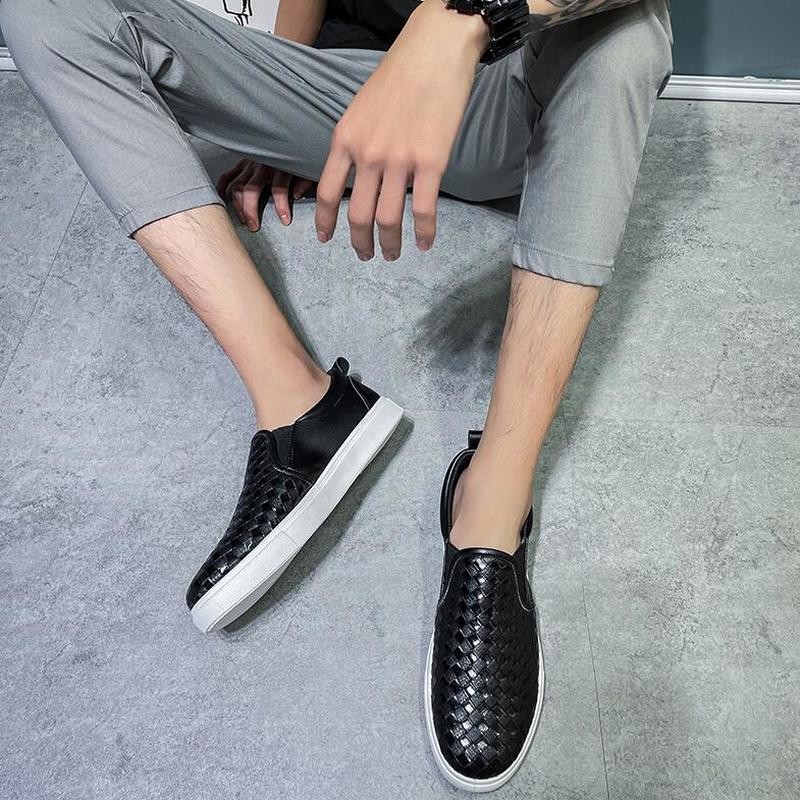 New Spring Summer Men Shoes Casual Shoes PU Leather Flats Slip On Low Top White Male Sneakers Tenis Masculino Adulto