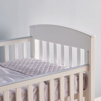 Giggles Marcia Baby Bed