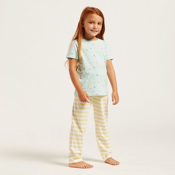 Juniors Printed Round Neck T-shirt and Pyjamas - Set of 4