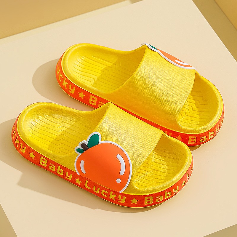 2022 summer children shoes strawberry girls slippers non-slip sandals for boys indoor baby funny slippers kids flip flops