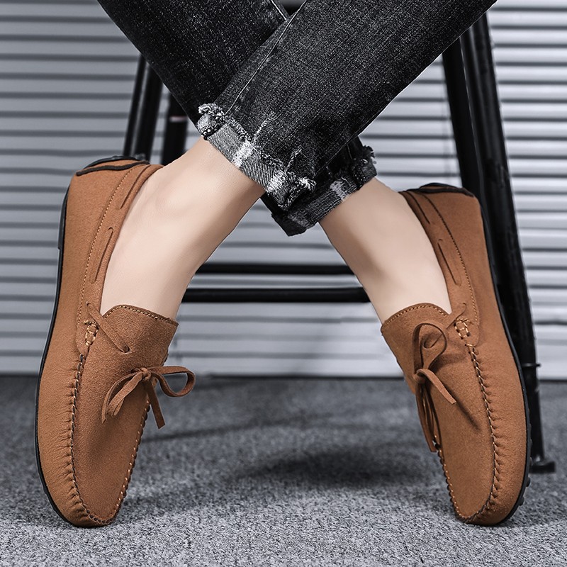 Men Loafers Suede Leather Moccasins Classic Casual Shoes Slip On Walking Shoes Comfortable Non-slip Driving Shoes Men's Shoe