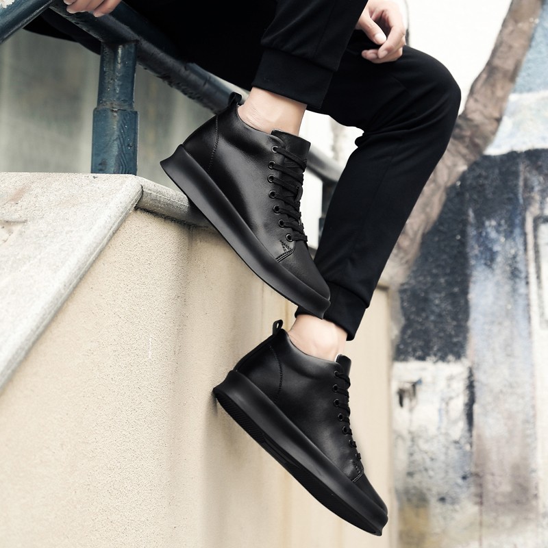 High Quality All Black Men's Leather Casual Shoes Increase Simple Pure Black Sneakers Fashion Breathable Sneakers Fashion Flats