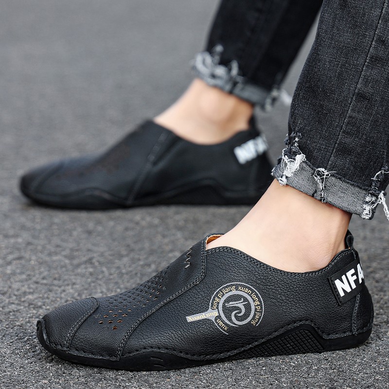 2022 Men Leather Casual Shoes Comfortable Handmade Loafers Flats Moccasins Sneakers Lightweight Walking Driving Shoes Big Size