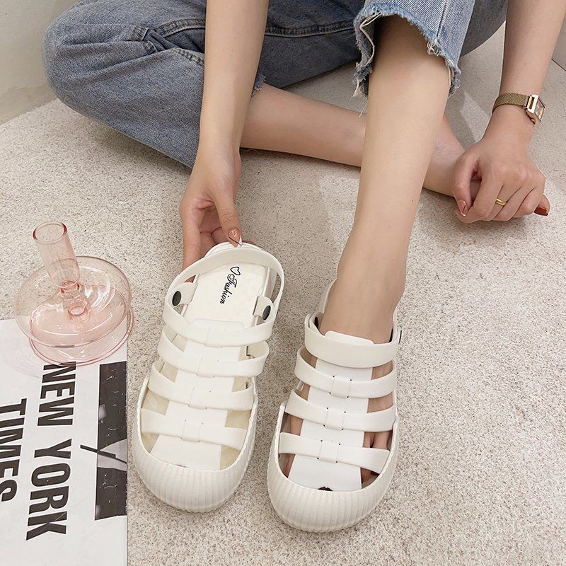 2021 summer new semi slippers korean non-slip hole beach shoes wear fashion sandals for women flat with rubber house slippers