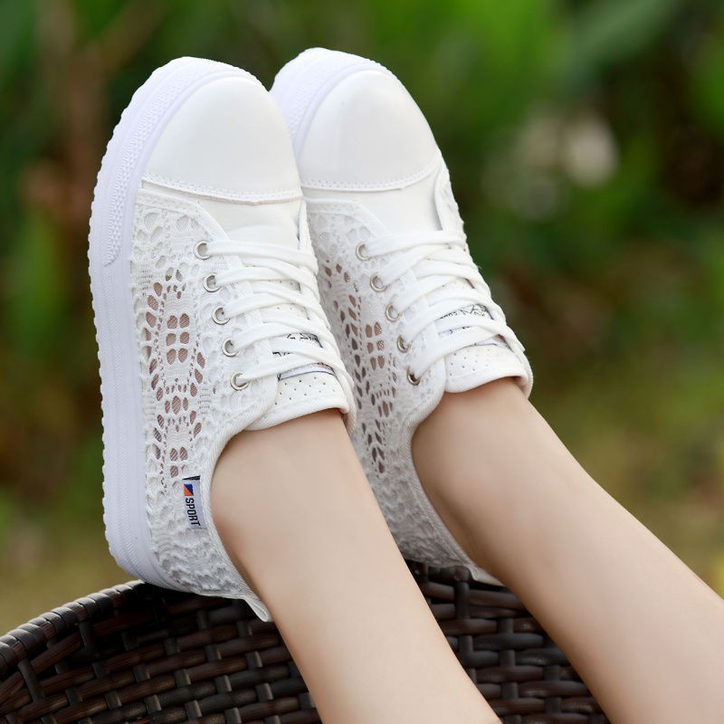 2022 spring and summer new thick-soled canvas shoes women's breathable mesh hollow boots all-match mesh shoes women