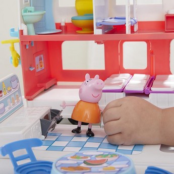 Hasbro Peppa Pig Family Motorhome Playset