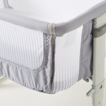 Chicco Next2me Air Bassinet