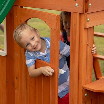 Backyard Discovery Oakmont Swing Set