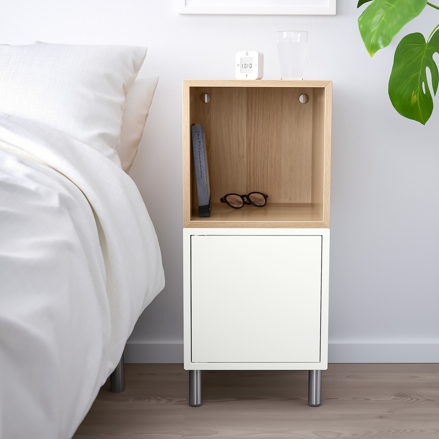 EKET Cabinet combination with legs