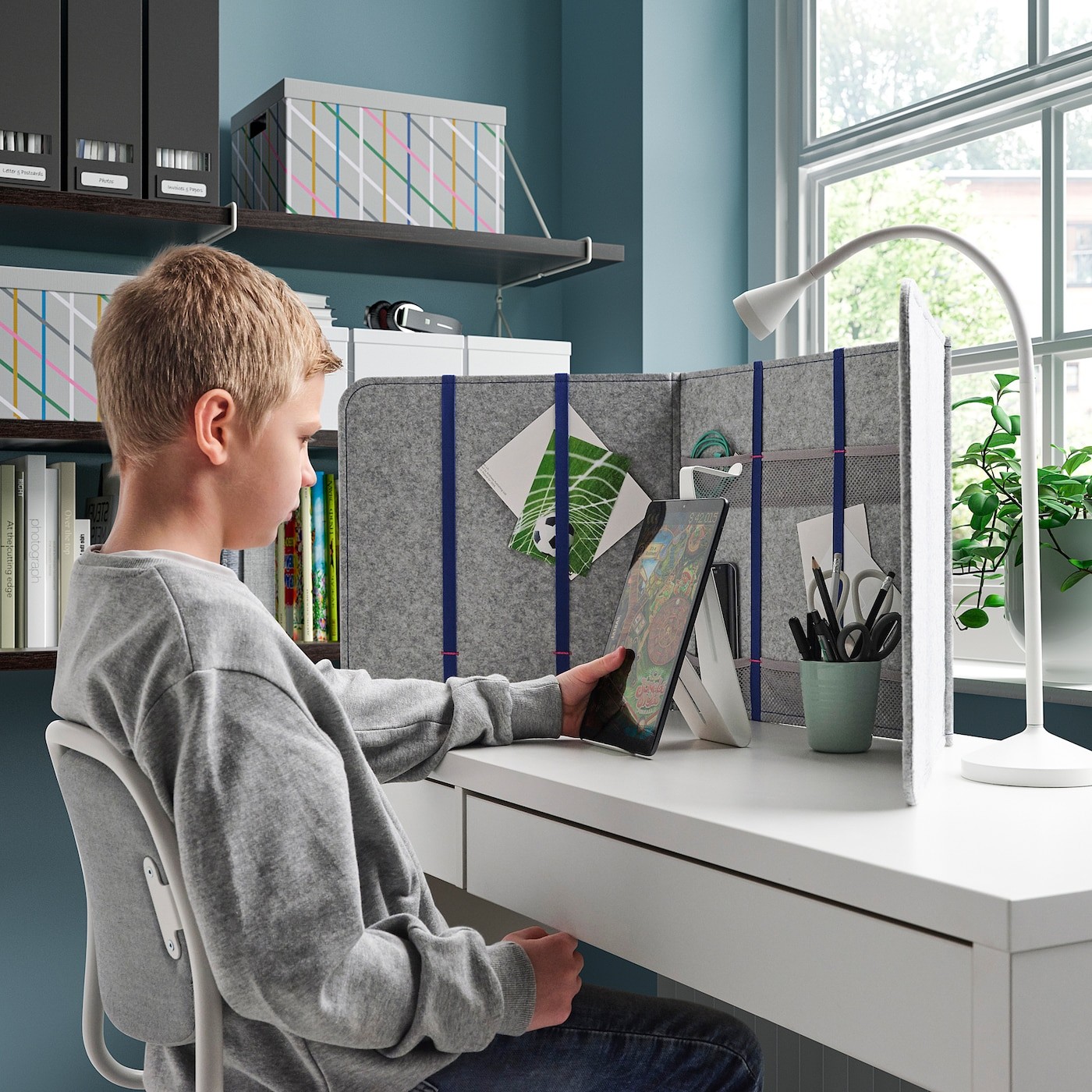 ÖVNING Desk divider with compartments