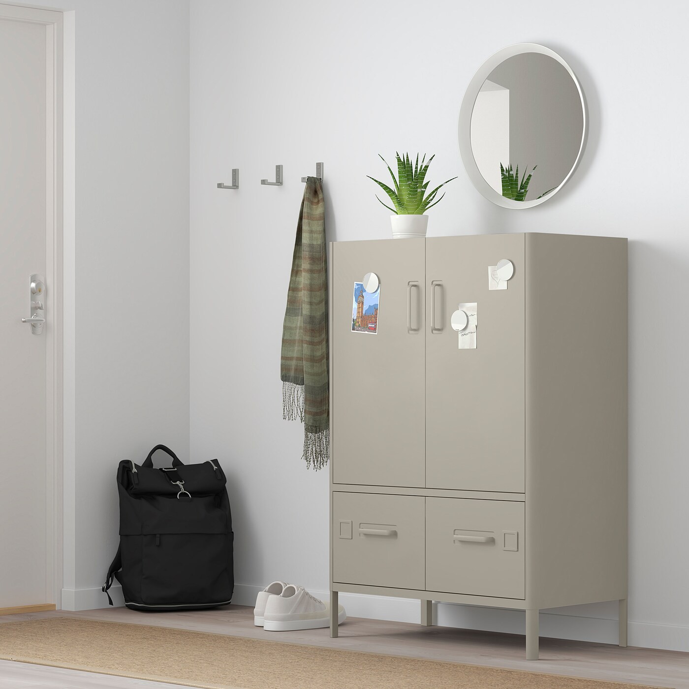 IDÅSEN Cabinet with smart lock