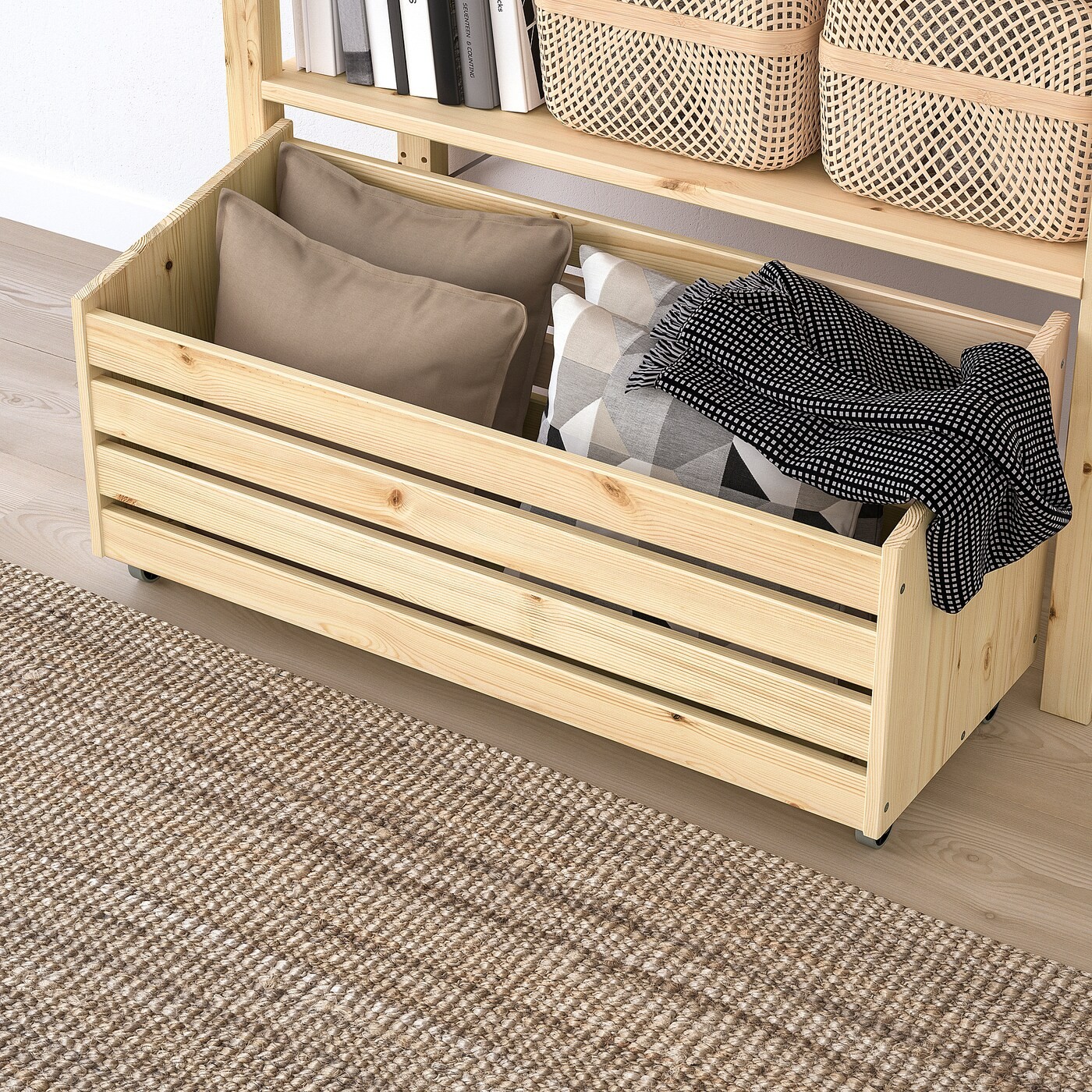 IVAR Shelving unit with storage box