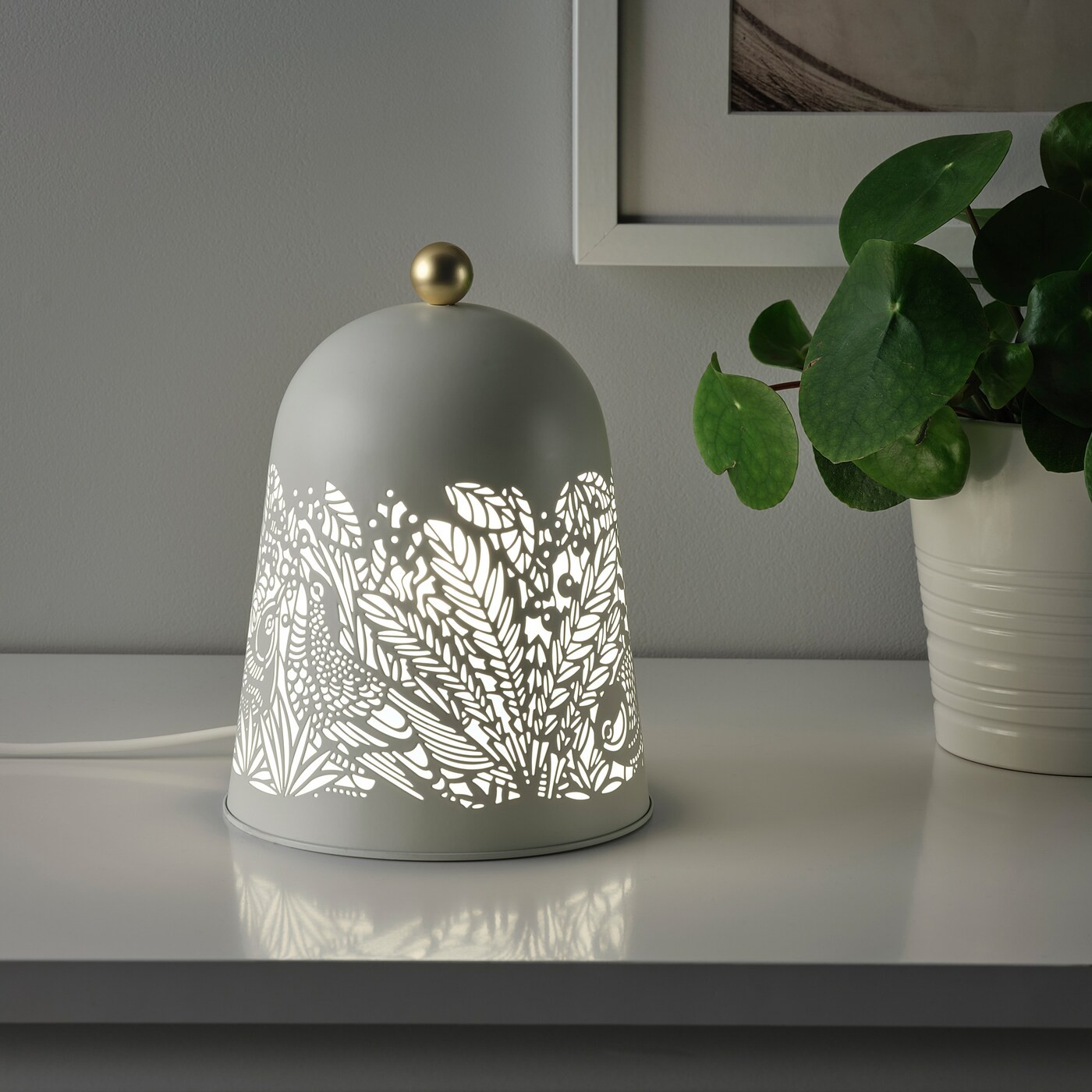 SOLSKUR LED table lamp