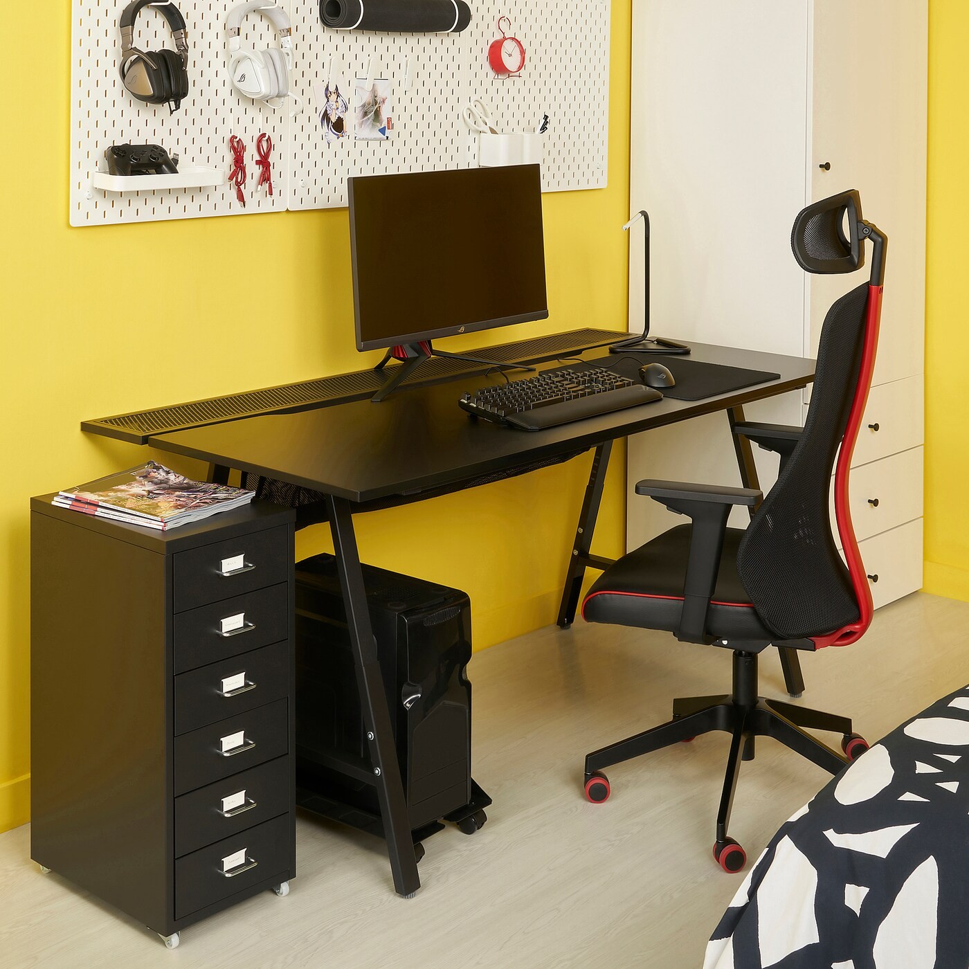 UTESPELARE / MATCHSPEL Gaming desk, chair and drawer unit