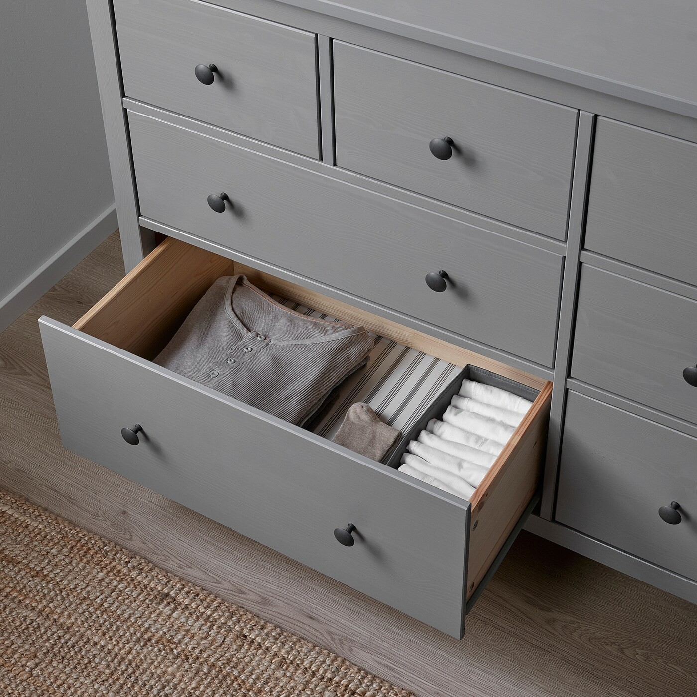 HEMNES Chest of 8 drawers