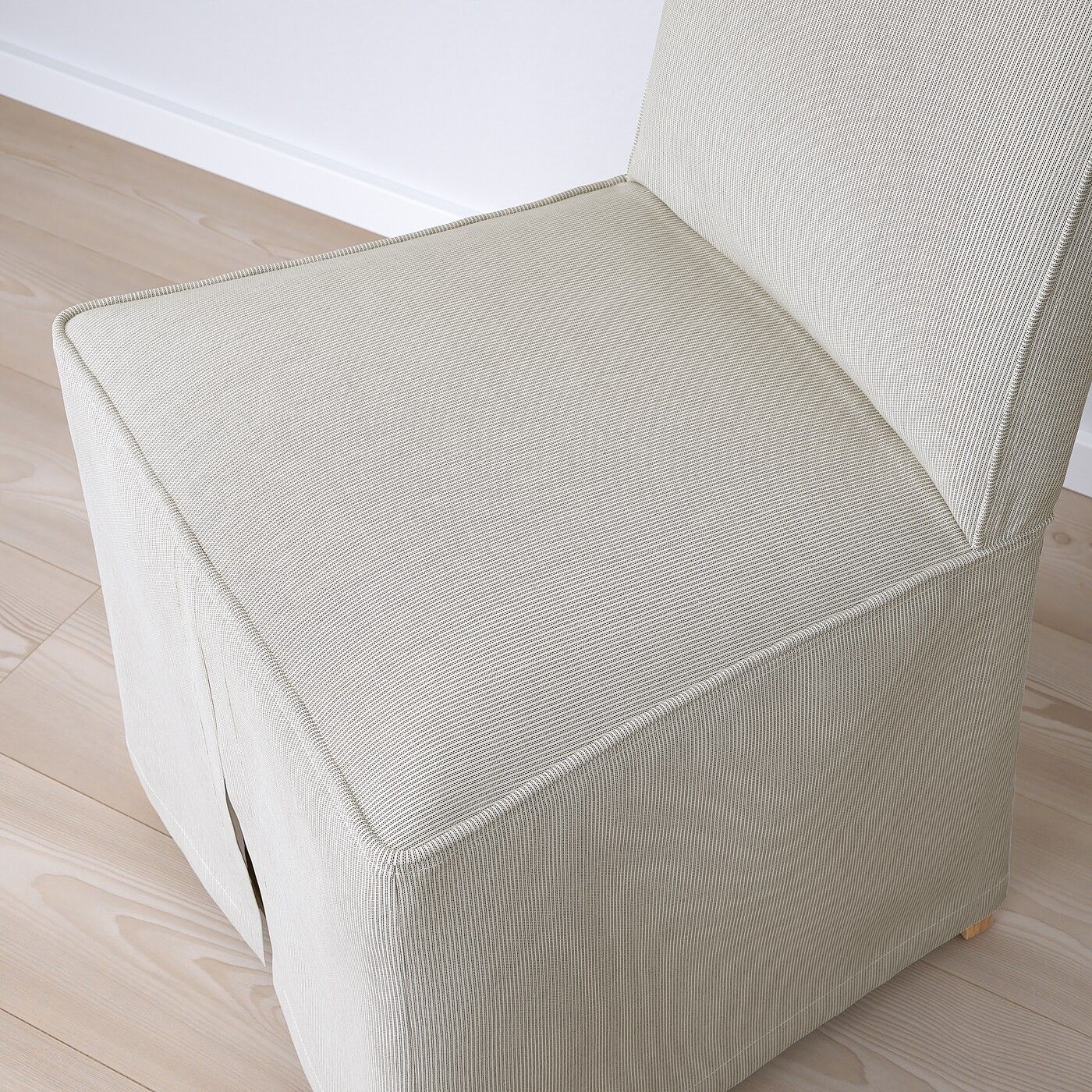 BERGMUND Chair with long cover