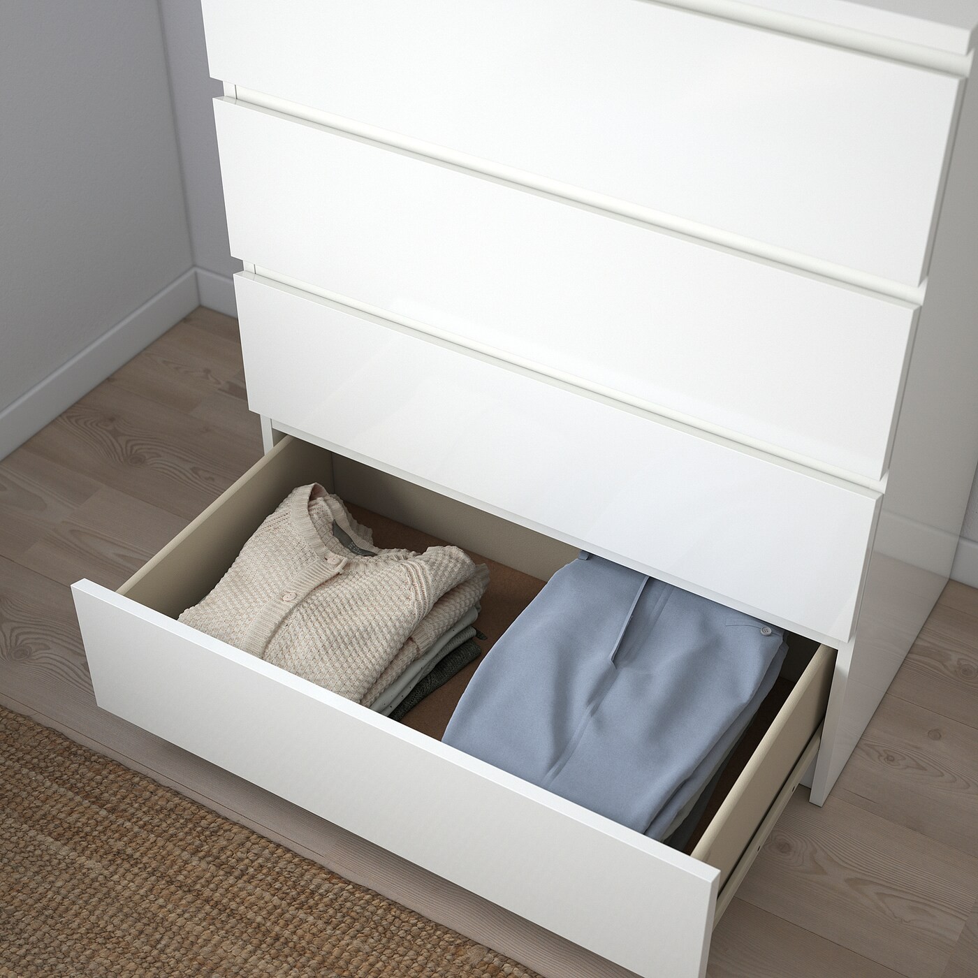 MALM Chest of 4 drawers