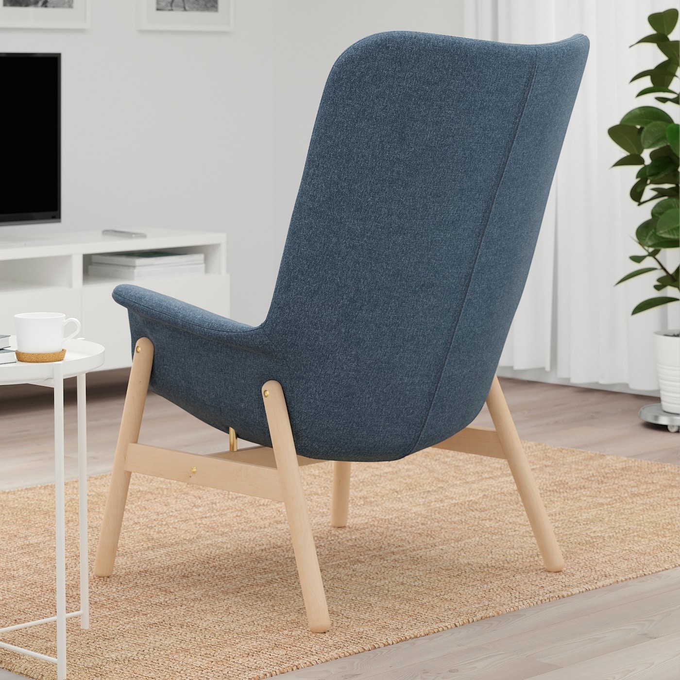 VEDBO High-back armchair