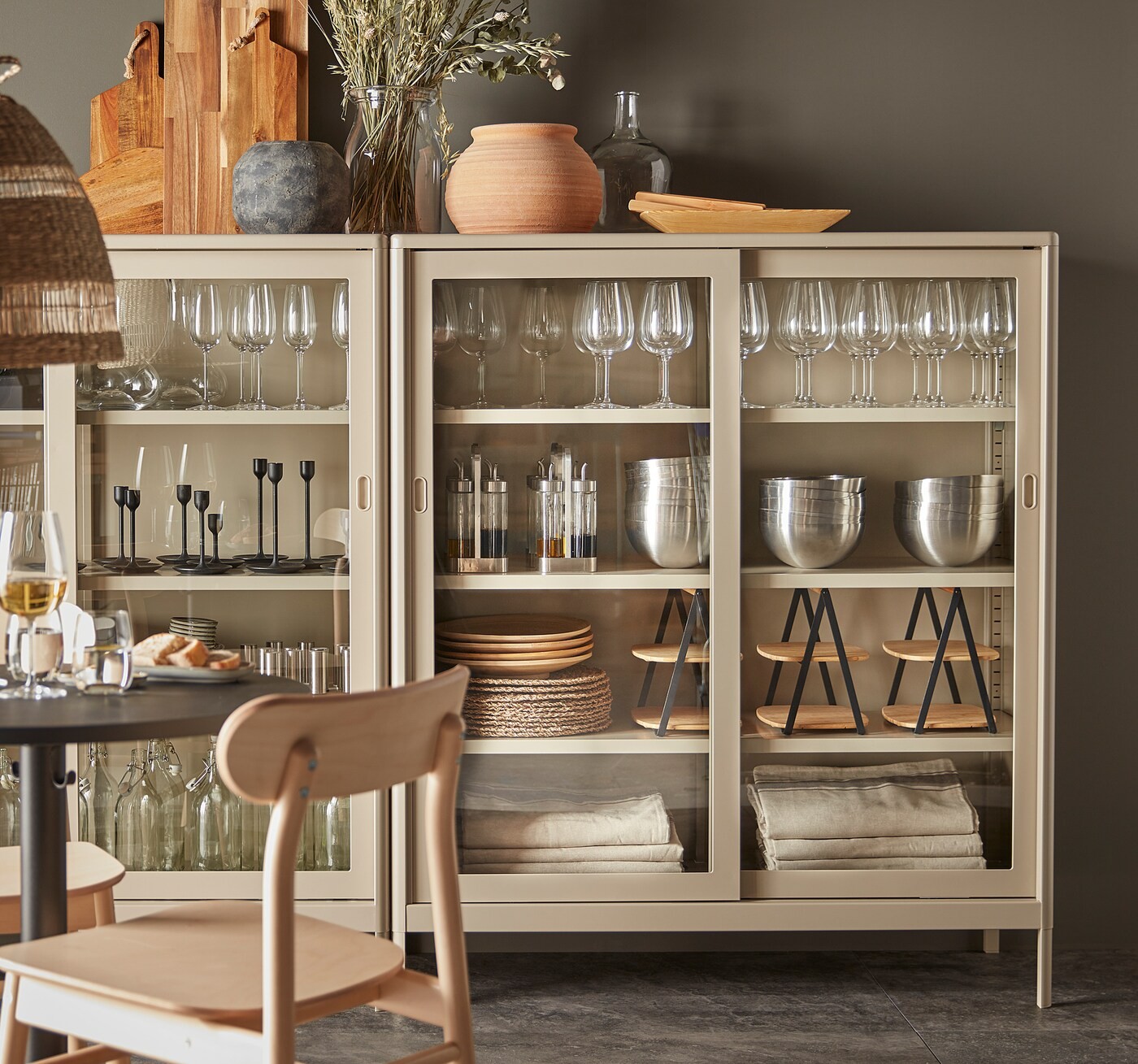 IDÅSEN Cabinet with sliding glass doors