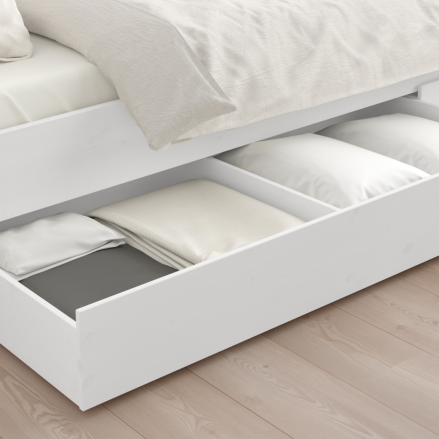 HEMNES