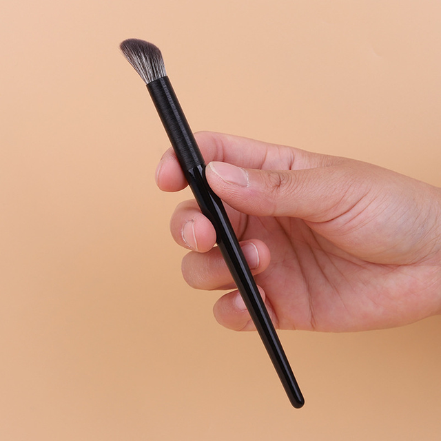 LOYBJ 1pc Nose Shadow Brush Angled Contour Makeup Brushes Face Bronzer Nose Silhouette Eyeshadow Blending Make Up Tools