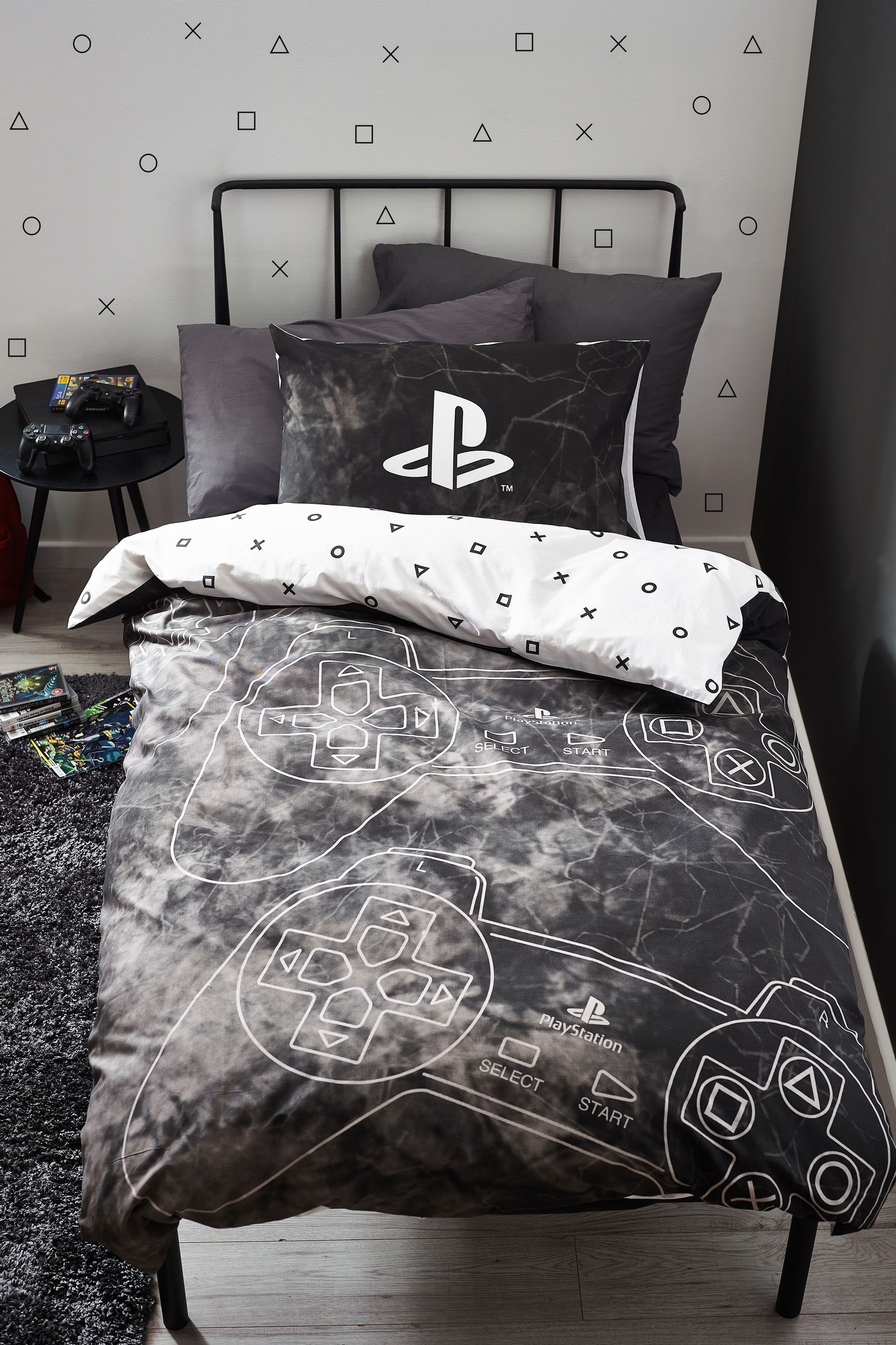 Glow in the Dark PlayStation Duvet Cover and Pillowcase Set