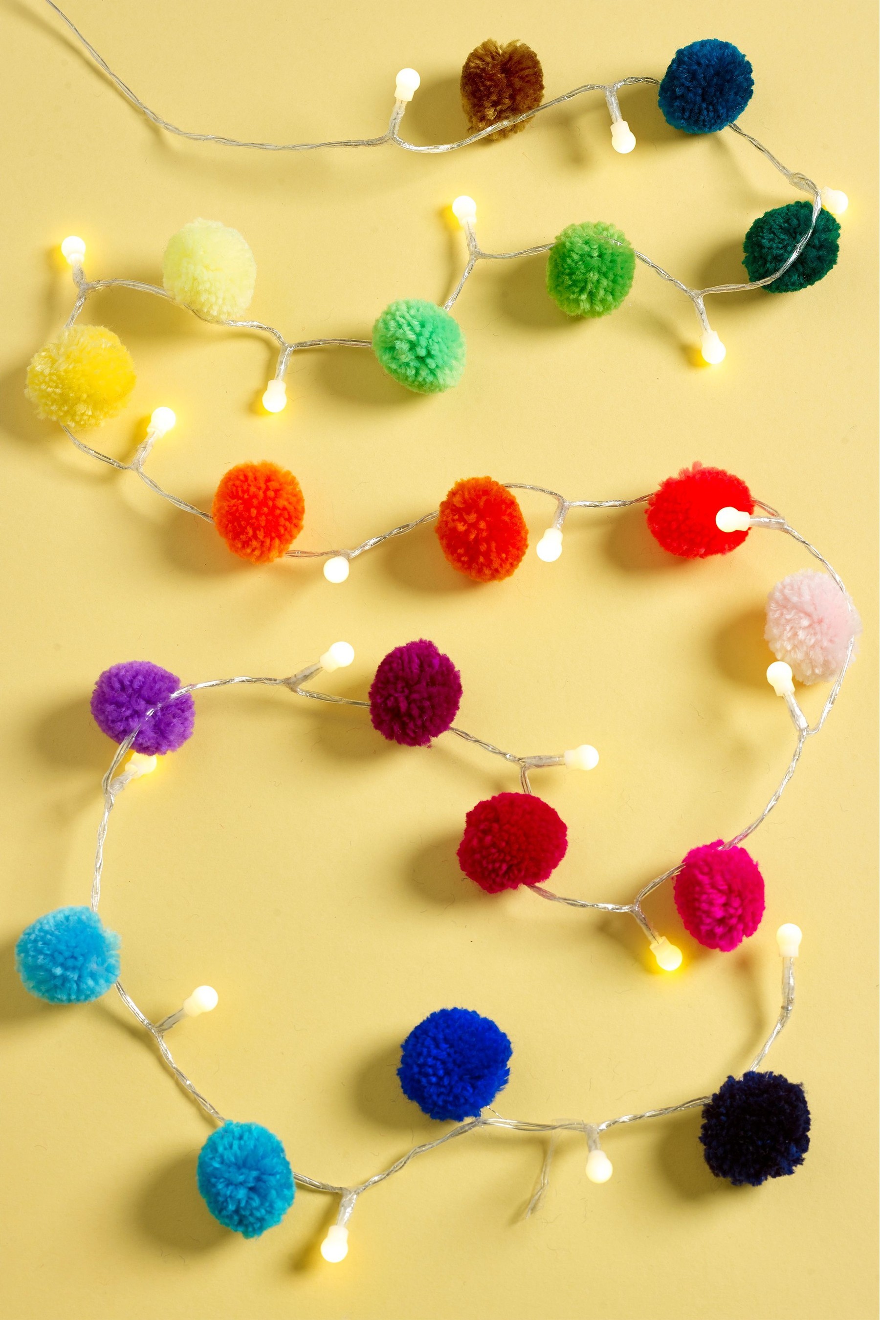 Pom Pom Line Lights