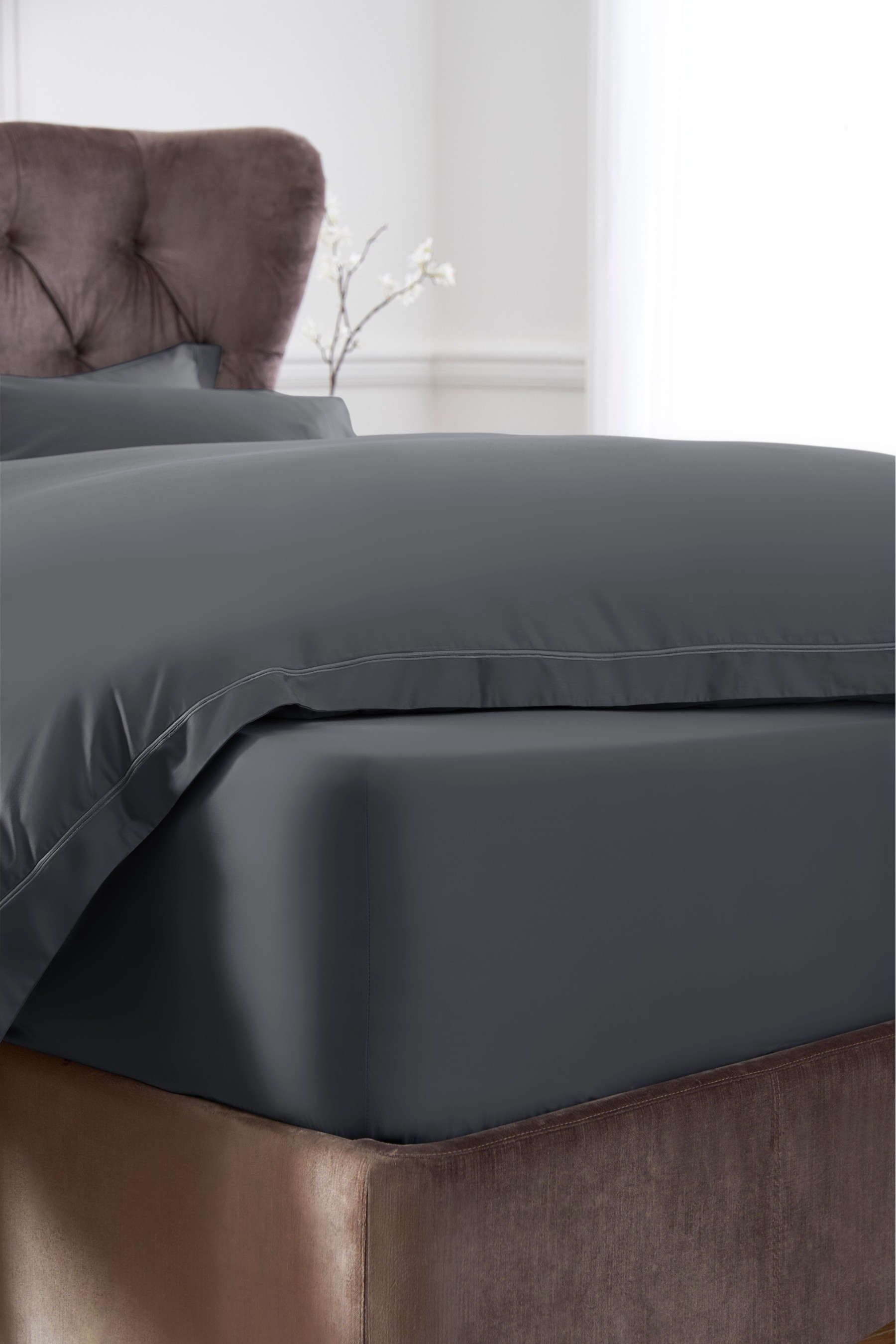 Collection Luxe 600 Thread Count 100% Cotton Sateen Sheet Extra Deep Fitted