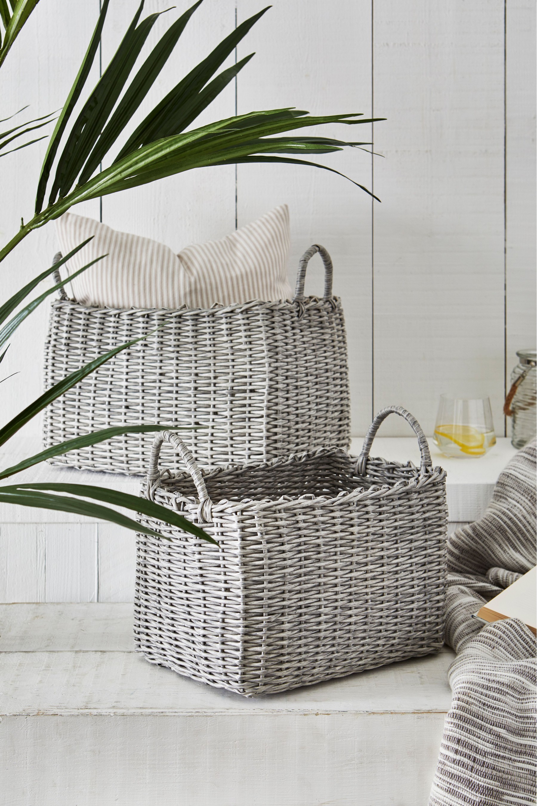 Plastic Wicker Storage Set of 2 Baskets