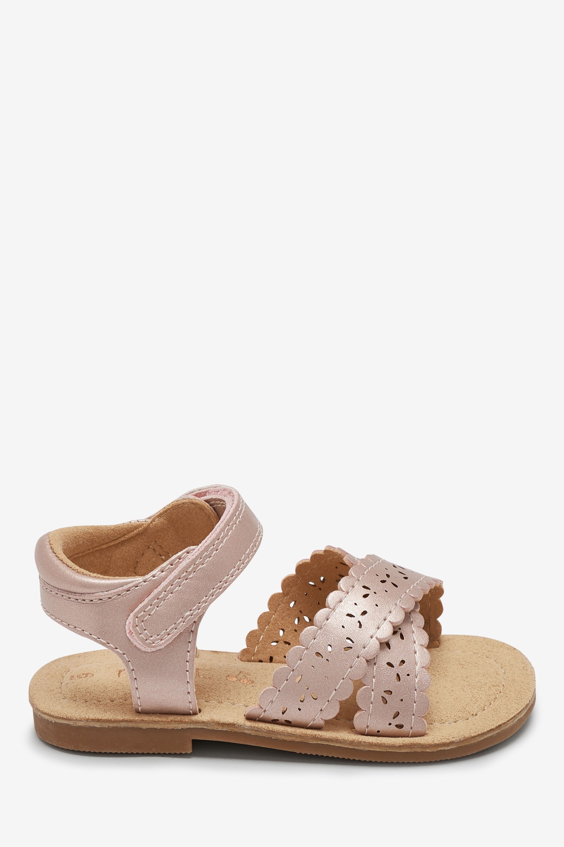 Scallop Sandals Standard Fit (F)