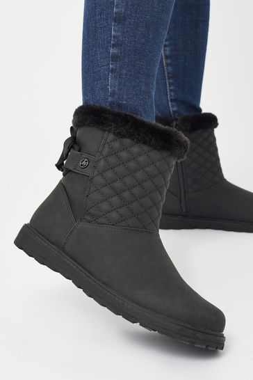 Lipsy Quilted Faux Fur Lined Boot (Older)