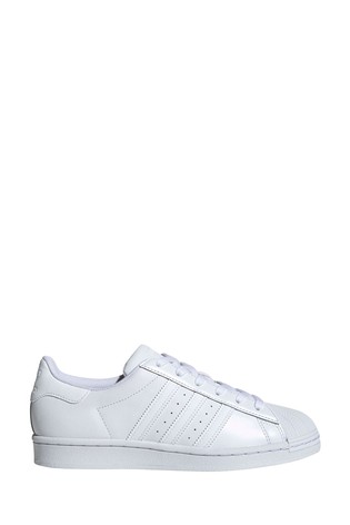 حذاء رياضي Superstar من adidas Originals