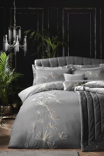 Laurence Llewelyn-Bowen Luxor Luxury Embroidered Duvet Cover and Pillowcase Set