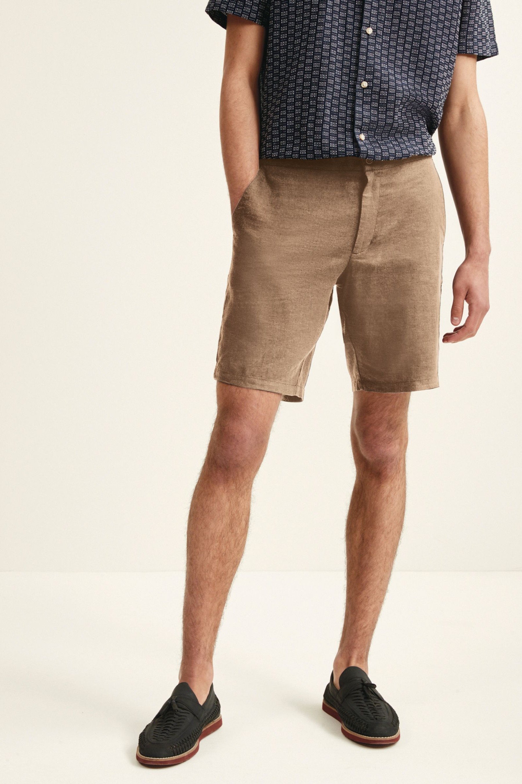 Elasticated Waistband Linen Shorts