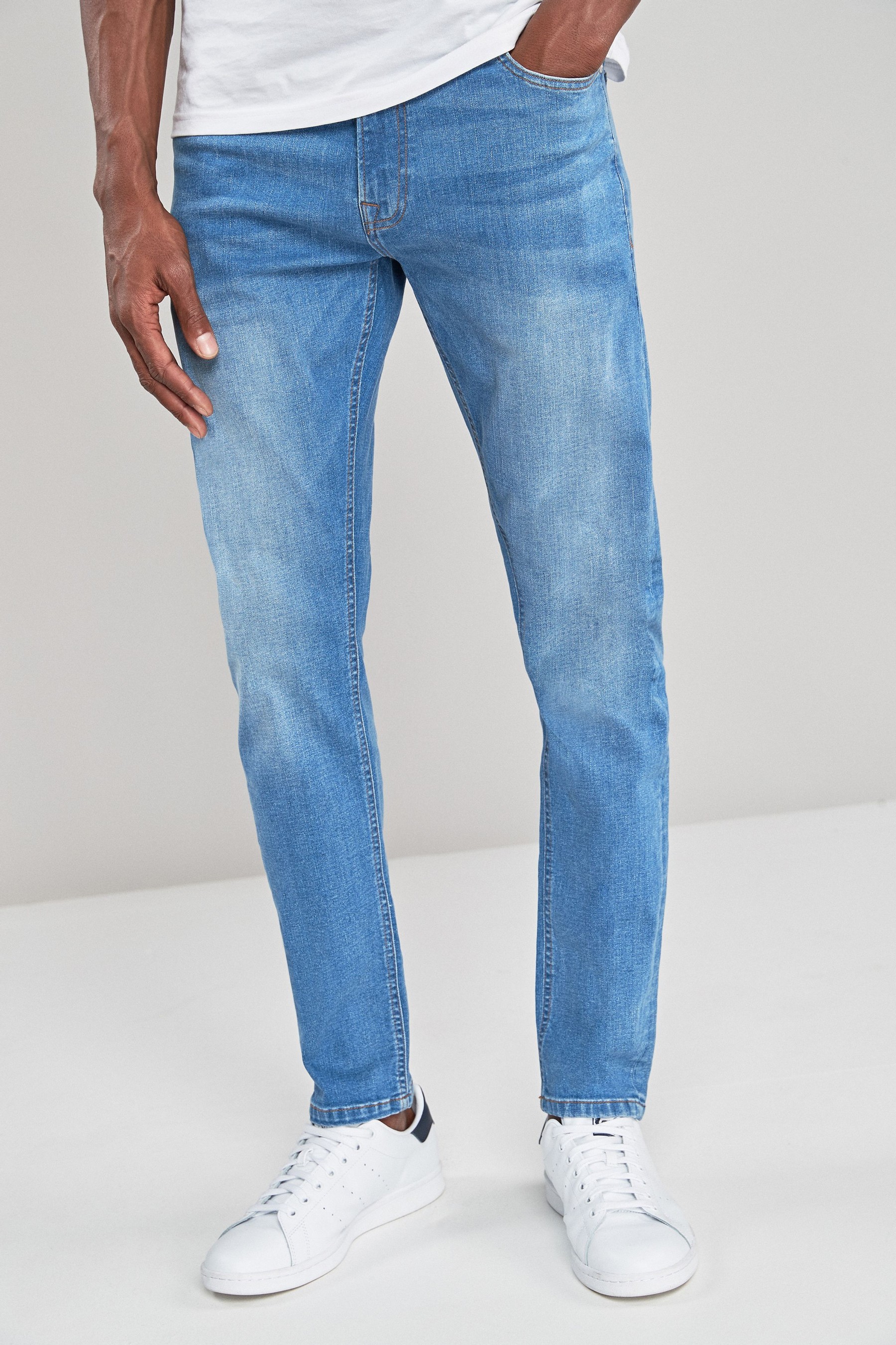 U22486s Skinny Fit