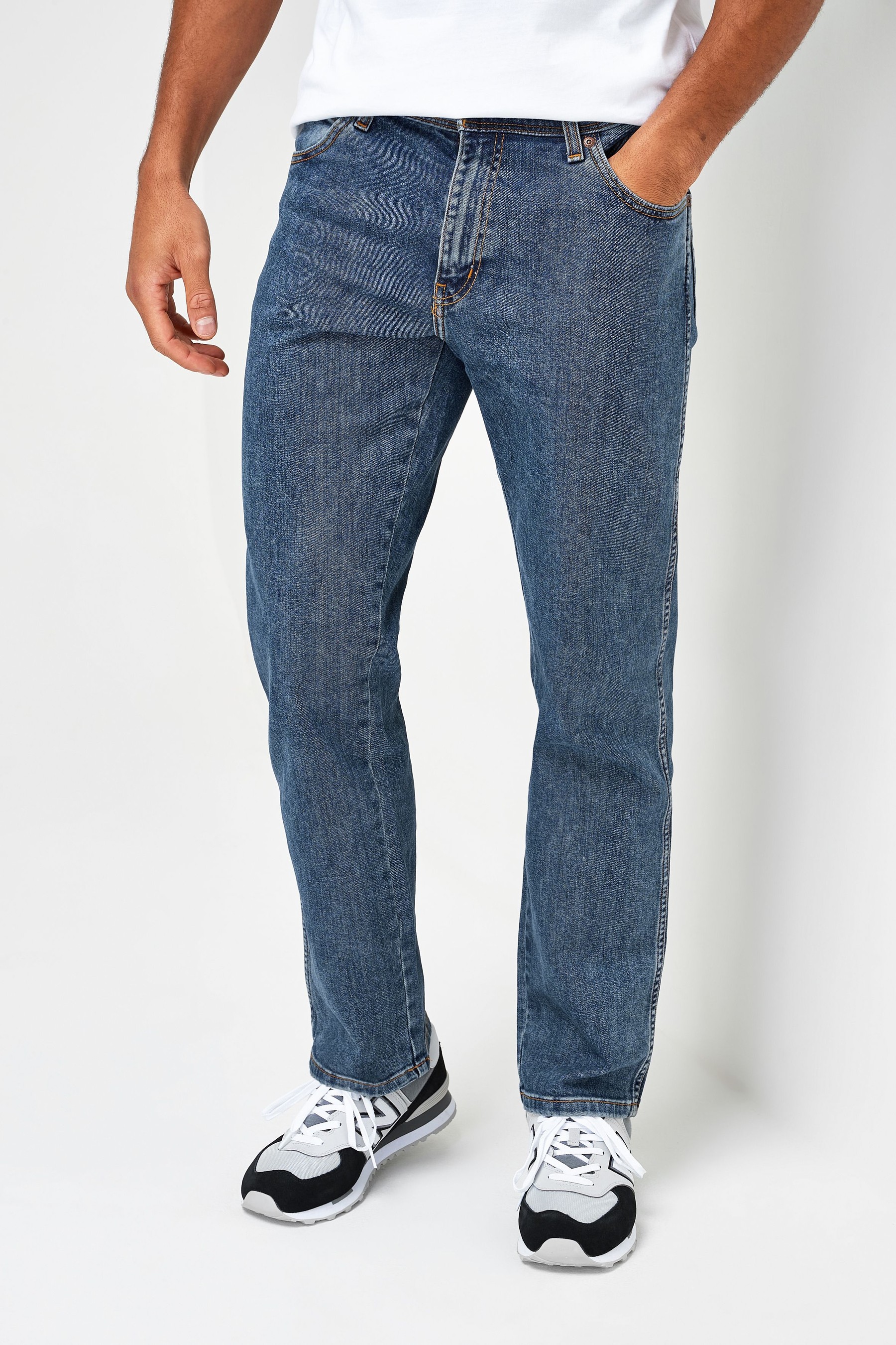 Wrangler Texas Authentic Straight Fit Jeans