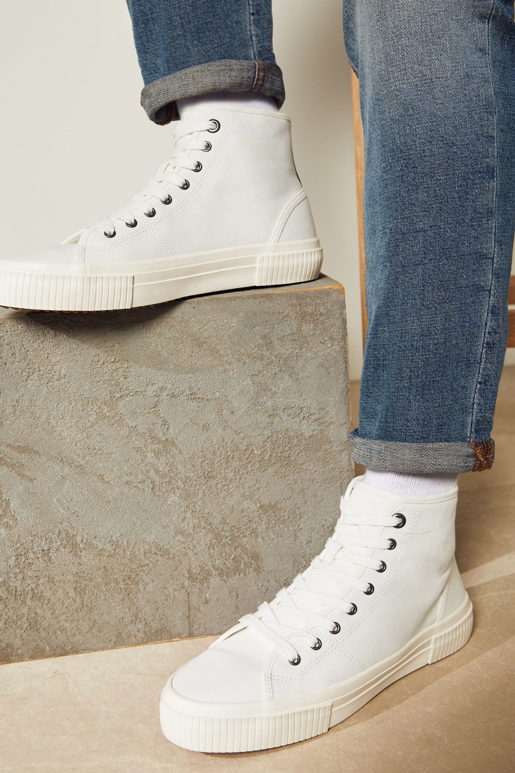 Canvas High Top Trainers