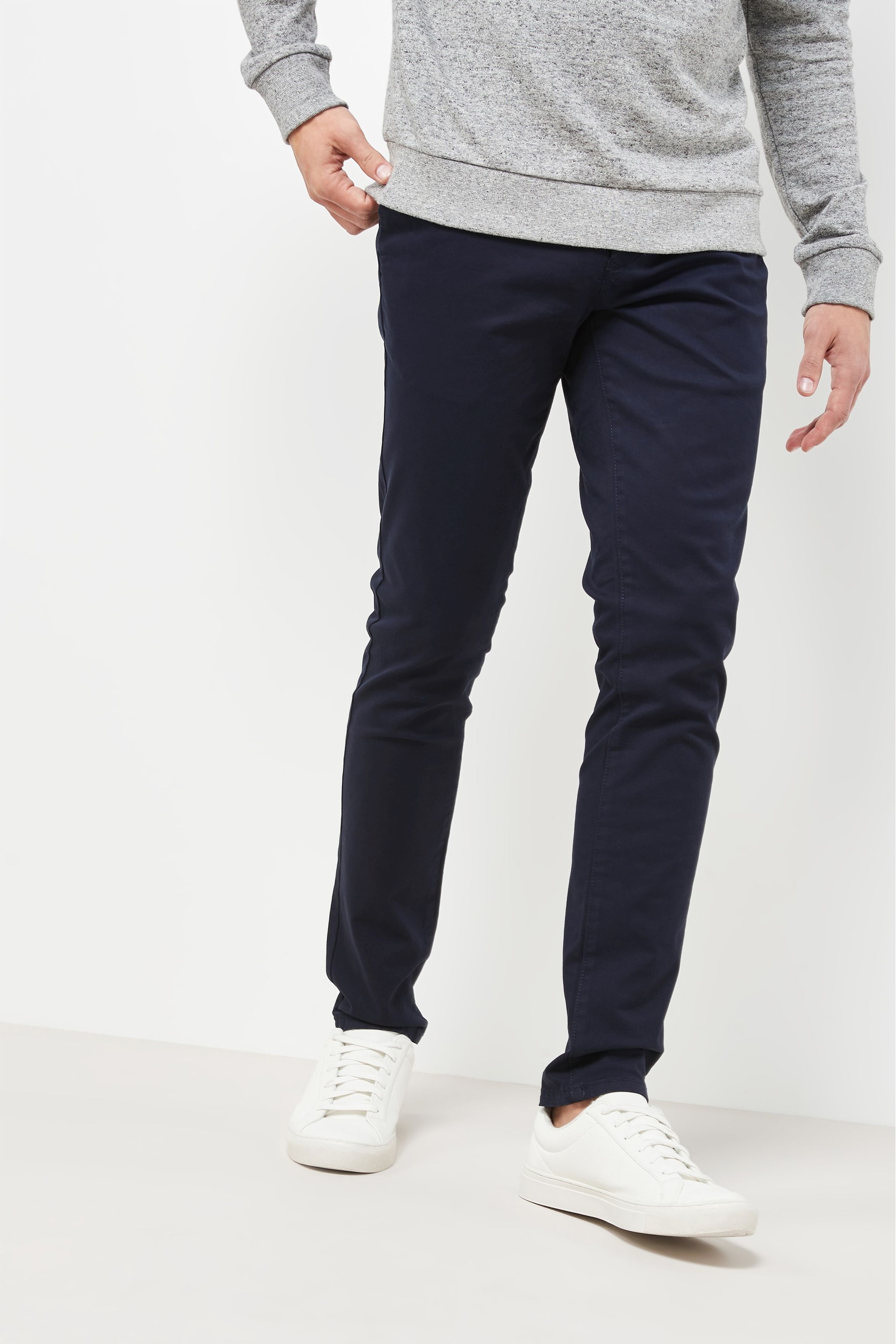 U09501s Skinny Fit