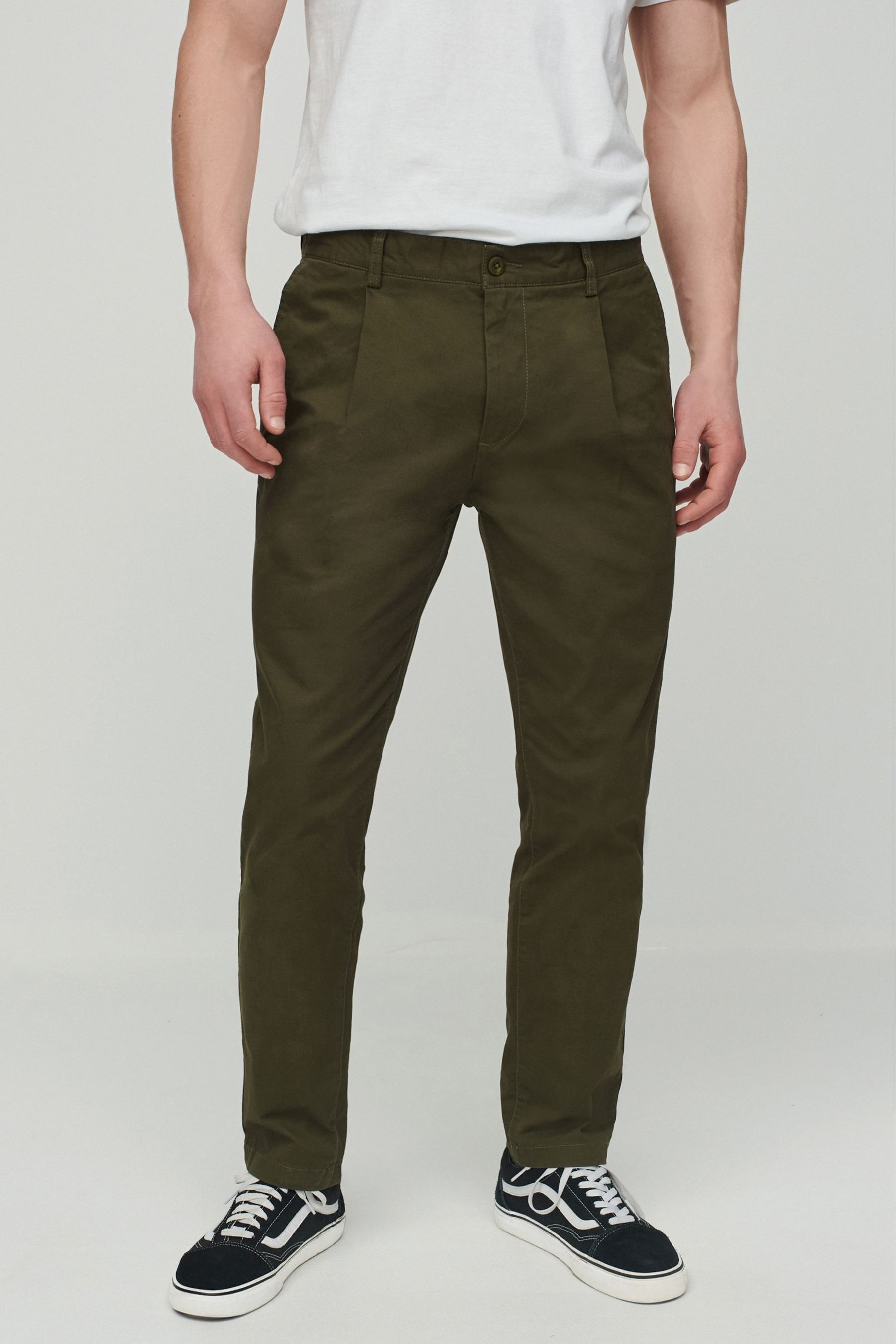 Pleated Stretch Chino Trousers