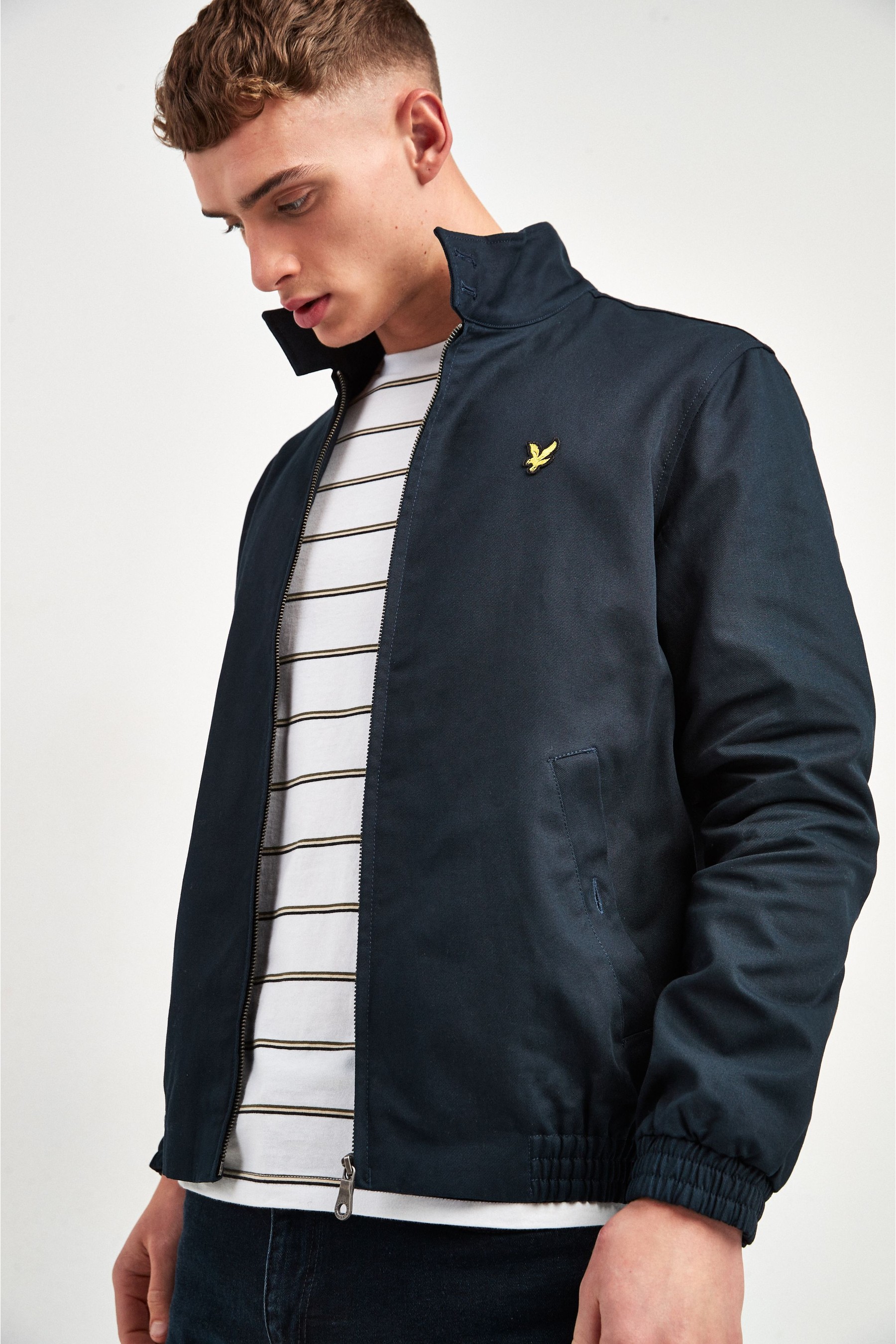 جاكيت هارينجتون من Lyle & Scott