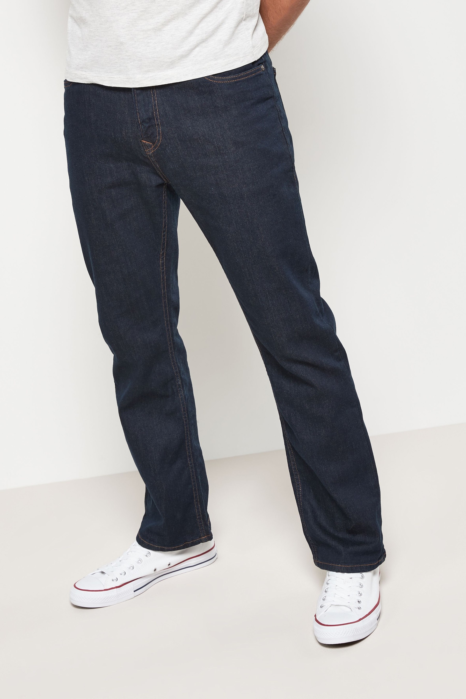 M99053s Bootcut Fit