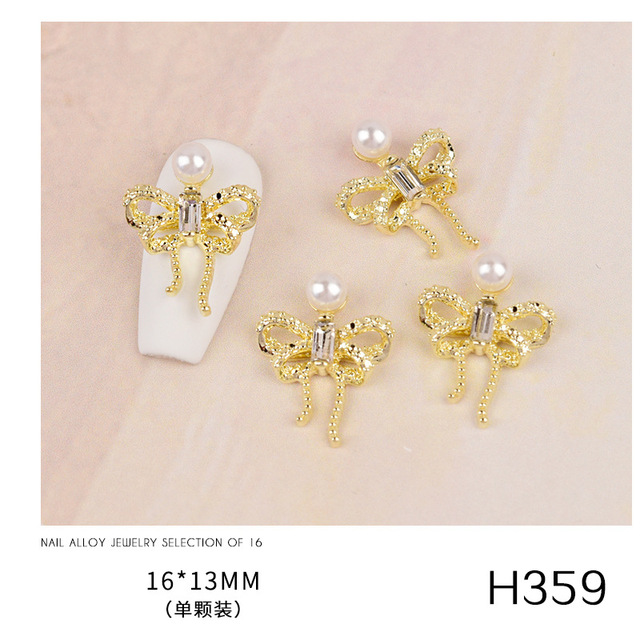 3pcs new nail art butterfly combined with gold jewelry hollow metal love rhinestone super flash butterfly nail decoration drill