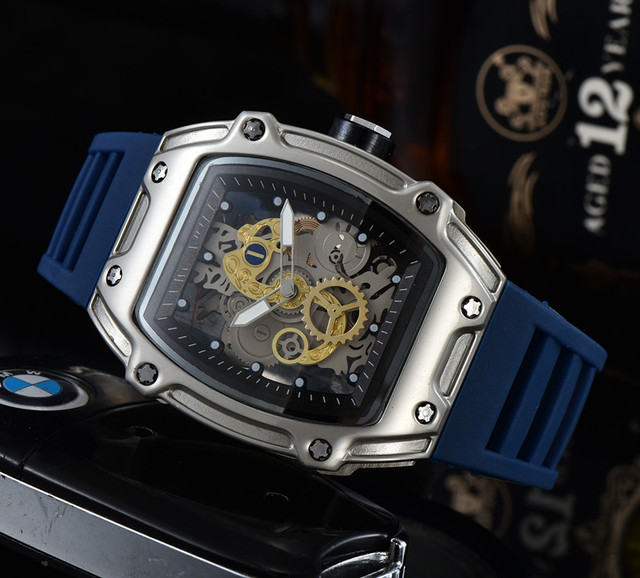 Feature Men Luxury Military Hollow Sports Watch Men Analog Date Quartz Watch Men's Watch