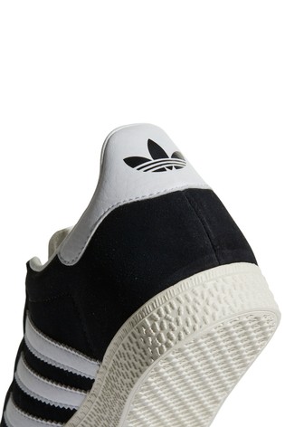 حذاء رياضي Gazelle للشباب من adidas Originals