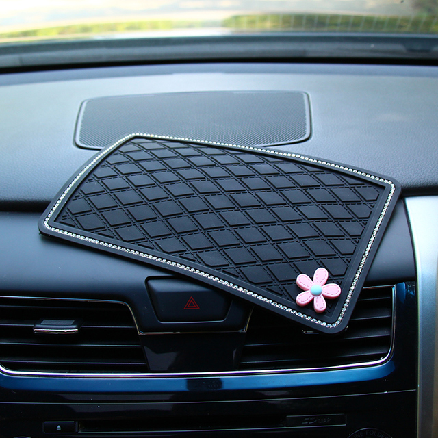 Car anti-slip mat, center console mat, silicone mat, sunglasses, mobile phone storage mat, auto parts, car decoration mat