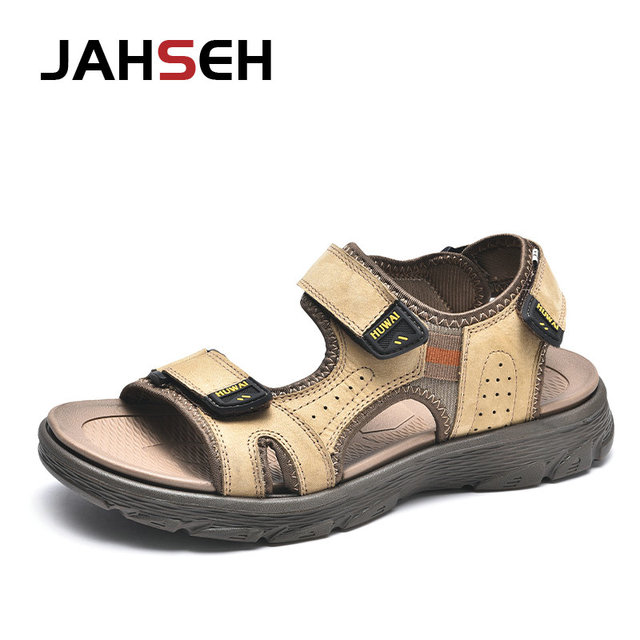 Super Light Summer Men Sandals Brand Beach Water Shoes Outdoor Breathable Trekking Fashion Sandals Fishing Genuine Leather Shoes