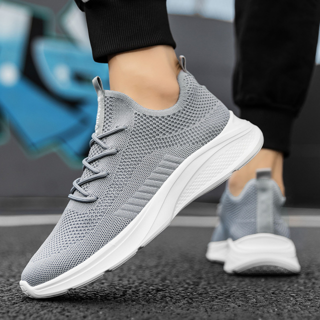 Women Men Sneakers Mesh Breathable Running Shoes Male Lightweight Sneakers Couple Sneakers Man Casual Shoes 35-47