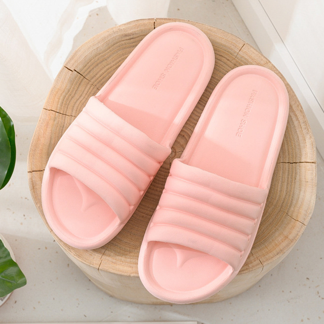 Women Men Unisex Summer Non-slip Slippers Shoes Bathroom Slippers Lovers Sandals Indoor Fashion Home Slippers Floor Flip Flops