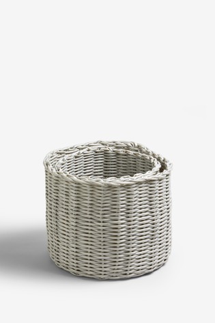 M26169s Set of 2 Round Baskets