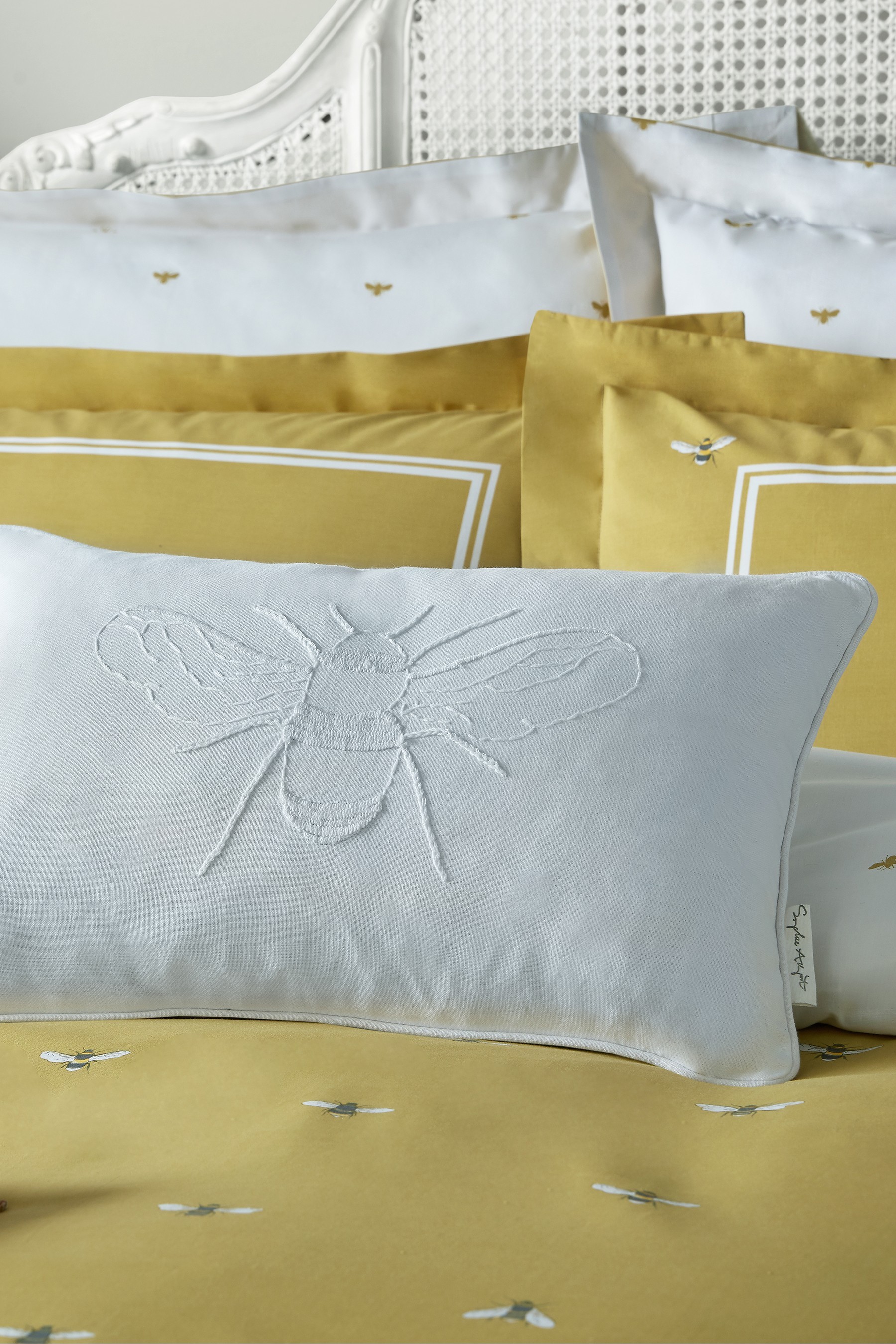 Sophie Allport Bees Duvet Cover and Pillowcase Set